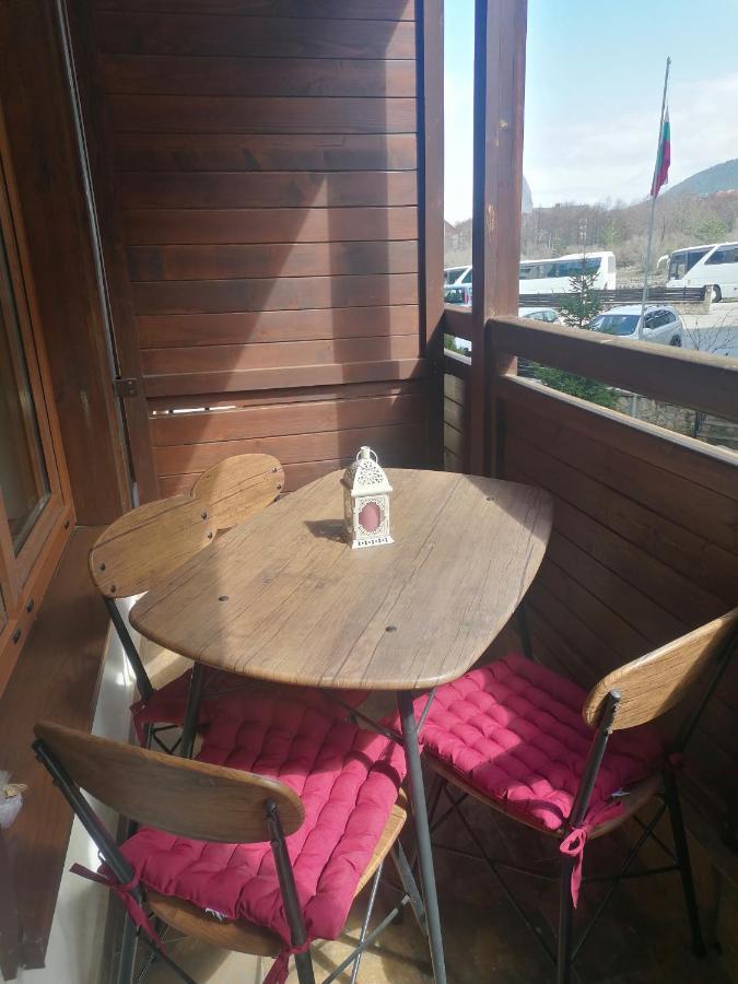 Апартамент За Гости Мая Downtawn Банско Bansko Exterior foto