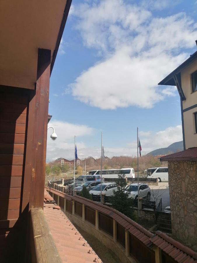 Апартамент За Гости Мая Downtawn Банско Bansko Exterior foto