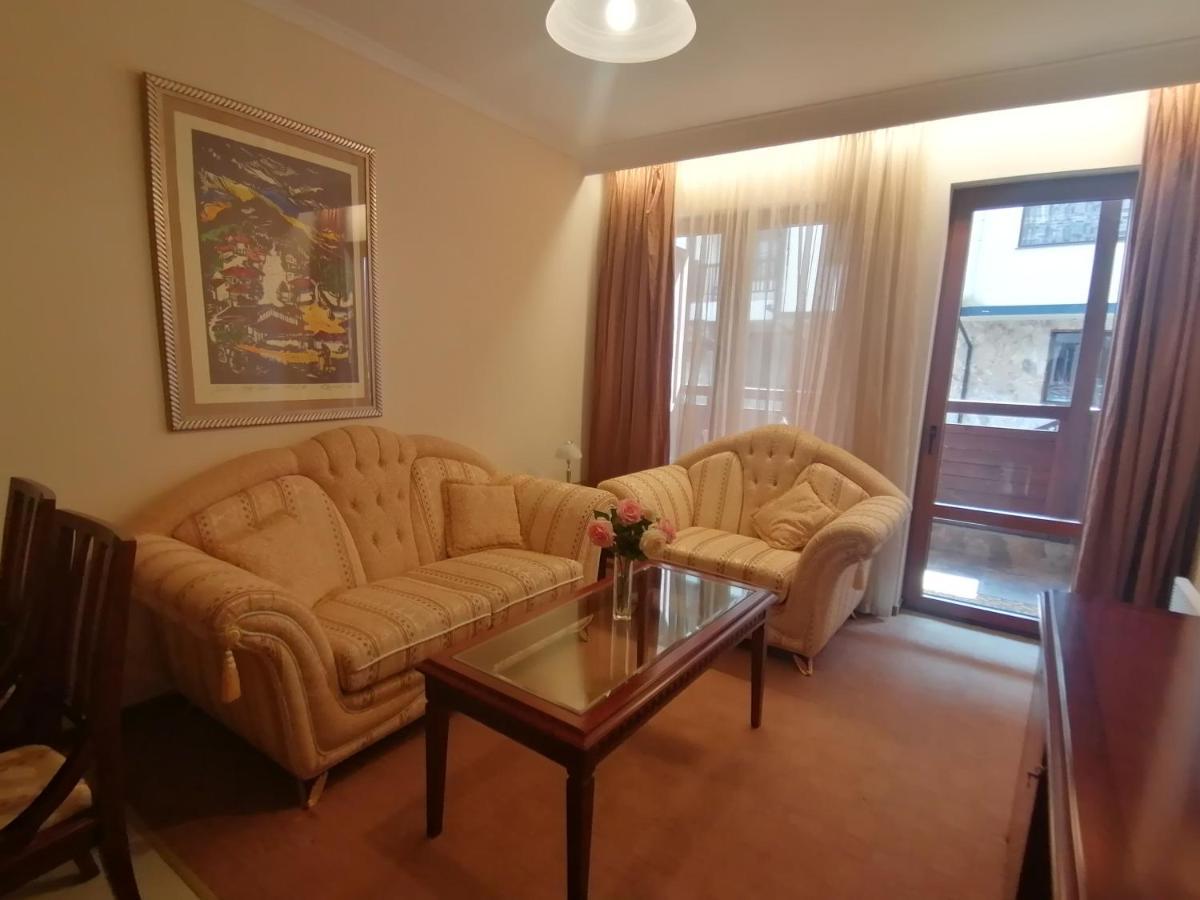 Апартамент За Гости Мая Downtawn Банско Bansko Exterior foto